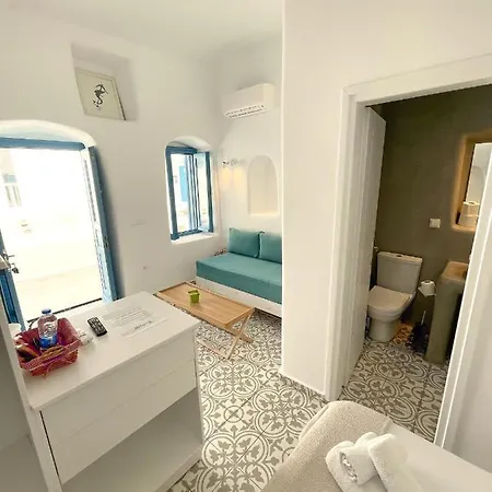 레프터리스 Mykonos Town