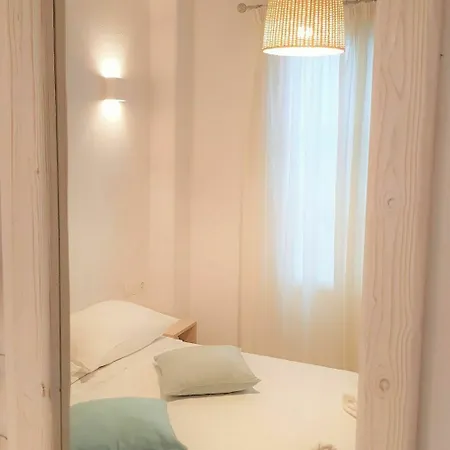 Lefteris Hotel